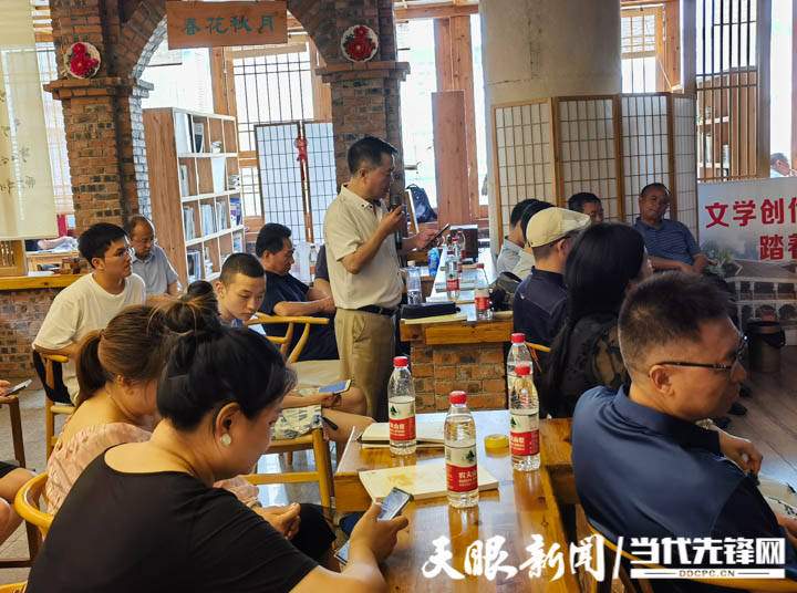 新2会员_49人“领证”了新2会员!遵义籍省、市级2022年作协新会员名单公布