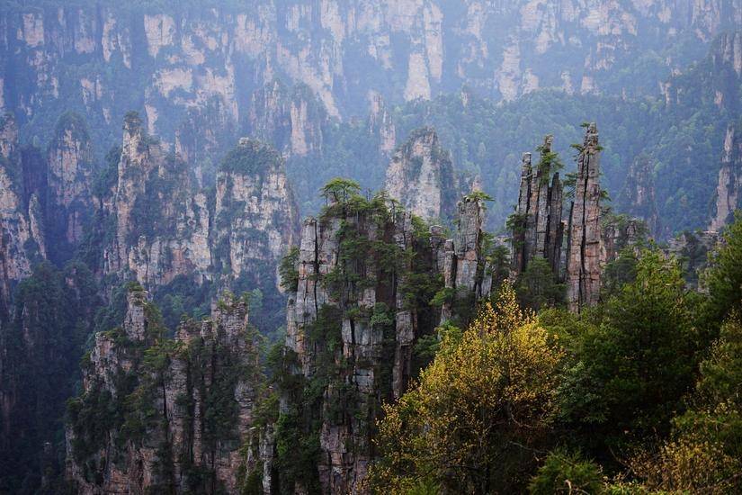 如何找当地皇冠代理_张家界旅游攻略:如何规划张家界最佳旅行路线?找当地私人地陪导游解决如何找当地皇冠代理!