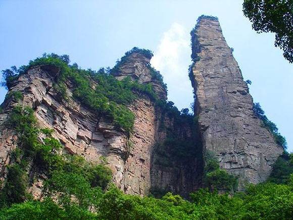 如何找当地皇冠代理_张家界旅游攻略:如何规划张家界最佳旅行路线?找当地私人地陪导游解决如何找当地皇冠代理!