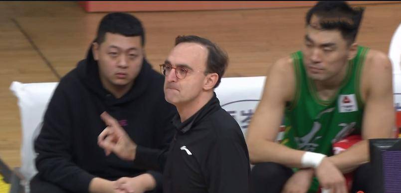 皇冠信用登2代理_杨鸣再遇下课危机皇冠信用登2代理,代理教练率队2连胜,50分悍将彻底激活!