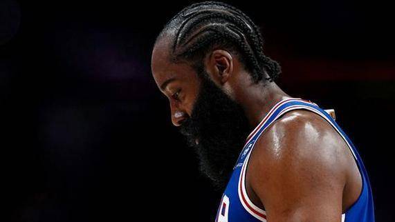 篮球比分网即时比分nba_揭秘哈登加入篮网后的新篮球王朝:三巨头能否称霸NBA篮球比分网即时比分nba?