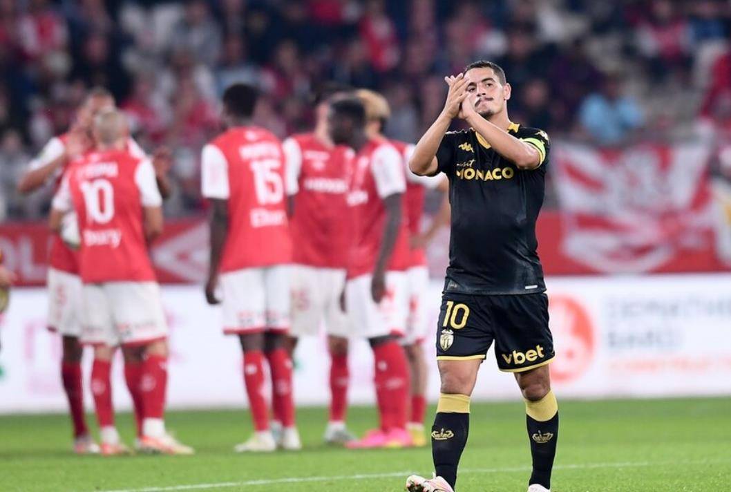 皇冠信用网登1_3-1!巴洛贡破门皇冠信用网登1,法甲黑马重登榜首,甩开大巴黎5分