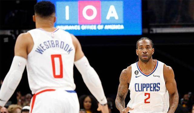nba投注官网_NBA官网预测新赛季战绩:勇士49胜nba投注官网,火箭29胜,那湖人呢?太离谱