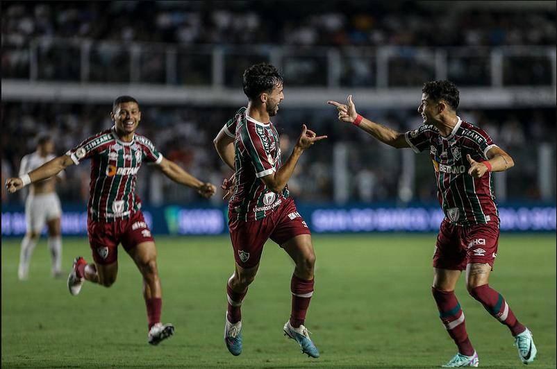 新2网址_3-0!世俱杯诞生新冠军:曼城弗鲁米嫩塞争冠新2网址,瓜迪奥拉创2大纪录