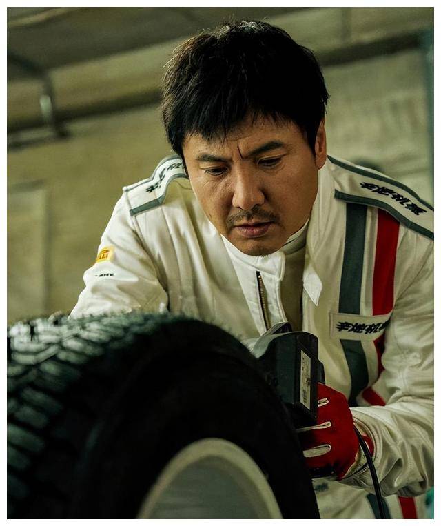 皇冠信用网登2_沈腾再登高峰皇冠信用网登2,飞驰人生2再现辉煌,勇攀未来!