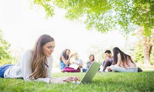 如何申请到皇冠信用网_如何申请到国外留学:一步一脚印的留学攻略如何申请到皇冠信用网!