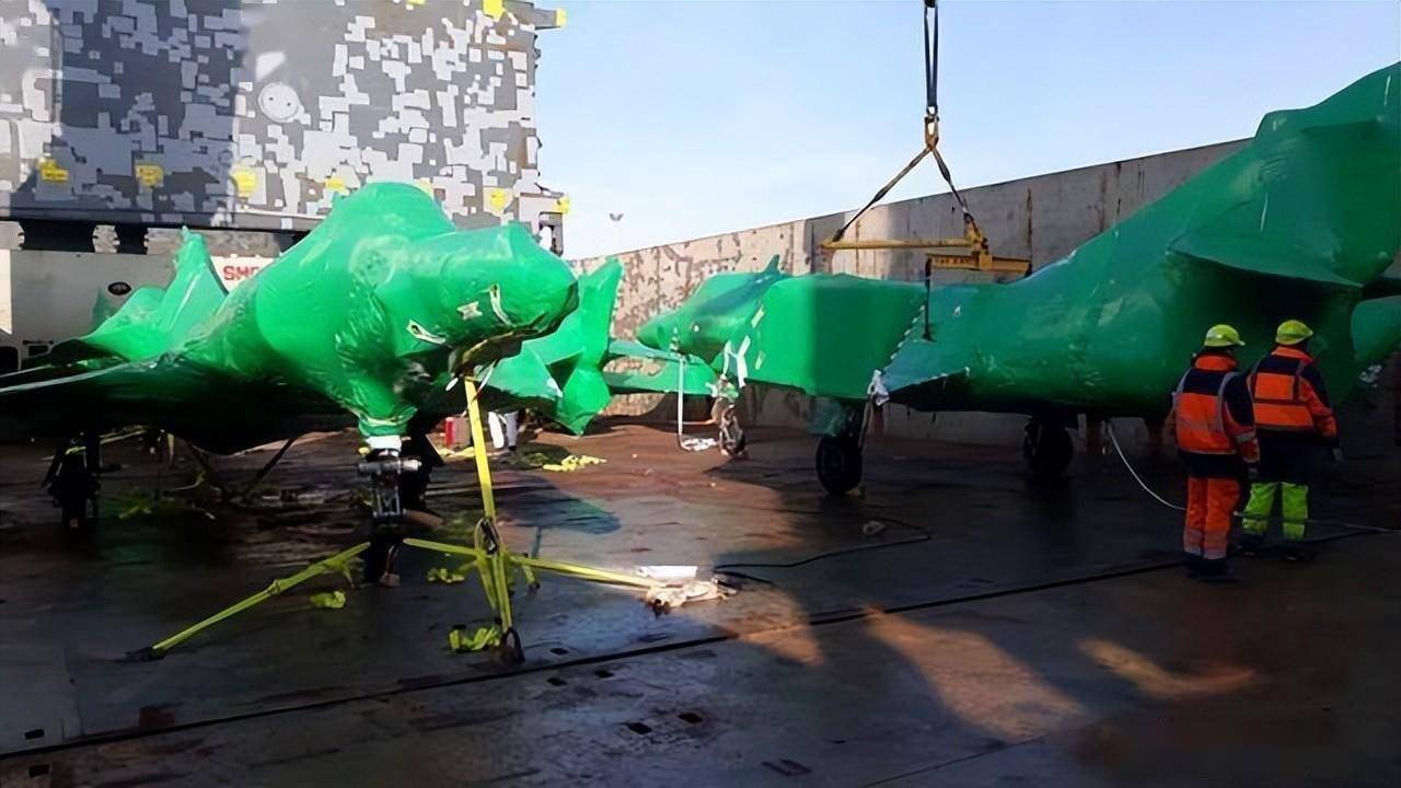 乌克兰-阿根廷_阿根廷计划援乌“超军旗”乌克兰-阿根廷,弹射座椅都没有,乌克兰会嫌弃吗?