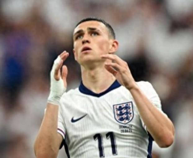 皇冠信用网登1_英格兰1-1皇冠信用网登1,索斯盖特成笑柄:放弃3名顶级左边锋,福登贝林双输