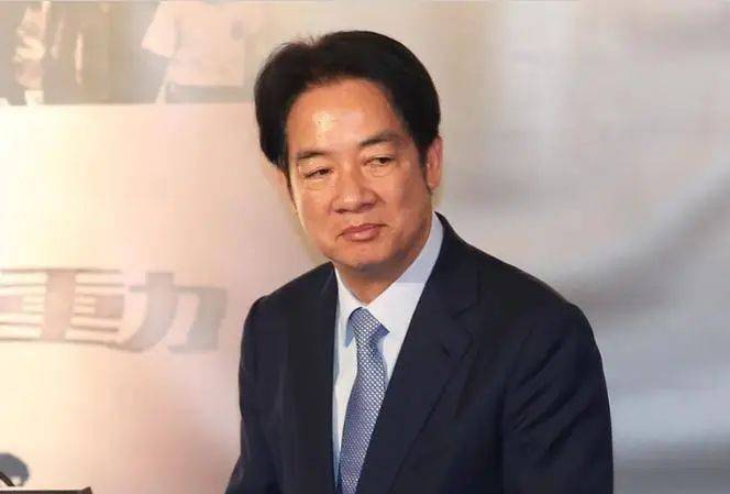怎么申请皇冠信用网代理_果然没让大陆失望!蔡英文凌晨返台怎么申请皇冠信用网代理,下飞机前讲出3个词,民进党底牌打光