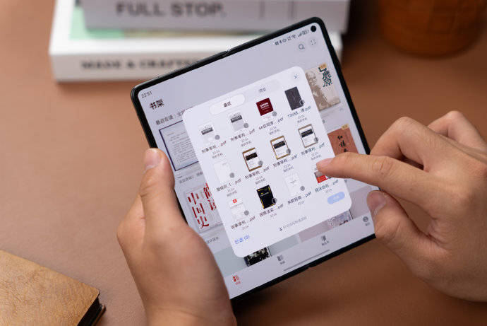 皇冠信用账号怎么开_华为Mate X5升级HarmonyOS NEXT皇冠信用账号怎么开,华为阅读全新升级带来沉浸式阅读体验!