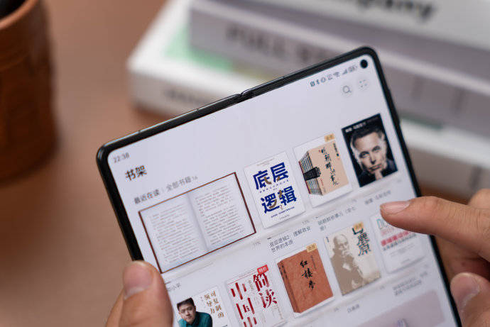 皇冠信用账号怎么开_华为Mate X5升级HarmonyOS NEXT皇冠信用账号怎么开,华为阅读全新升级带来沉浸式阅读体验!