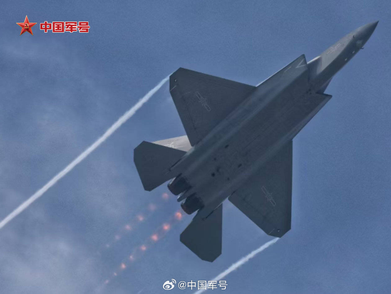 皇冠信用网登1_帅到窒息皇冠信用网登1!歼-35A开加力出现“马赫环”