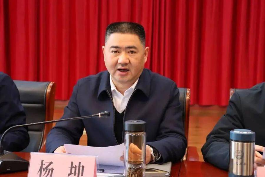 皇冠信用登2代理网址_任前公示21天后皇冠信用登2代理网址,“70后”公安局局长主动投案!