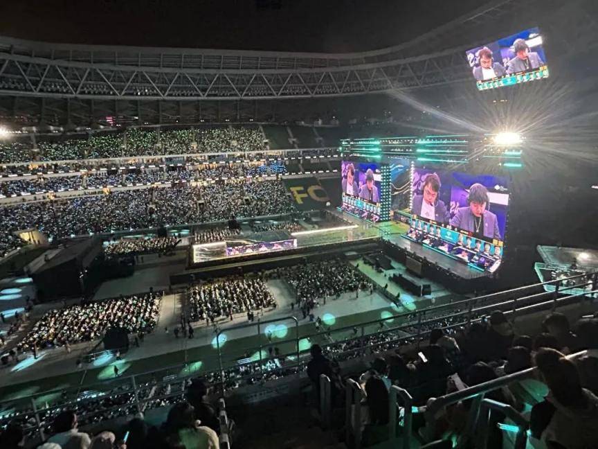 皇冠皇冠足球平台_现场超3万人皇冠皇冠足球平台!昨晚北京朝阳这里有场顶级电竞赛
