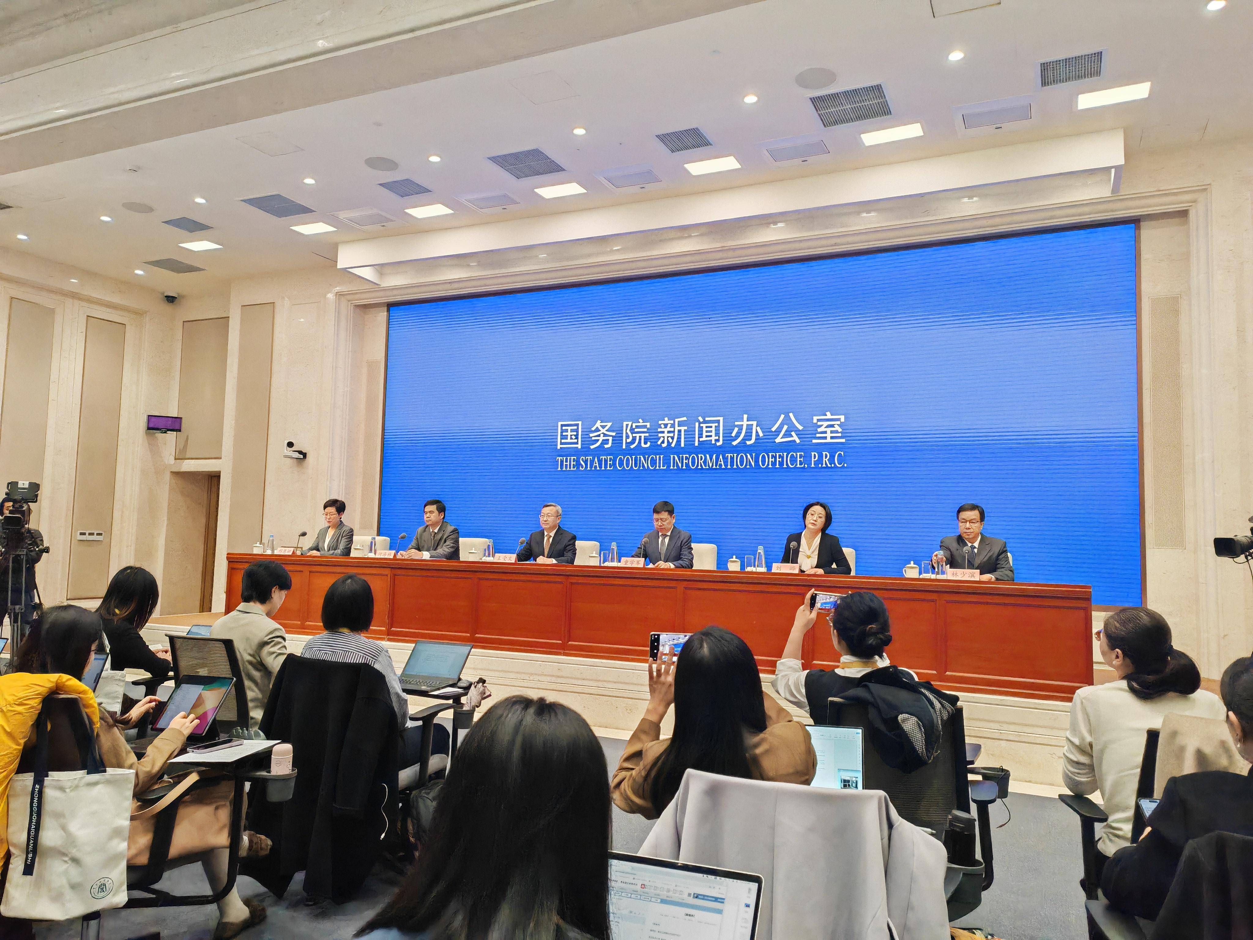 皇冠信用網注册开通_特朗普称将对中国进口商品加征60%关税皇冠信用網注册开通,商务部回应