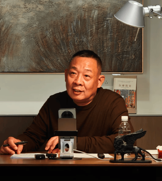 皇冠信用網会员开户_胖东来创始人“炮轰”车企企业家:都像奴隶一样皇冠信用網会员开户,一个比一个傻