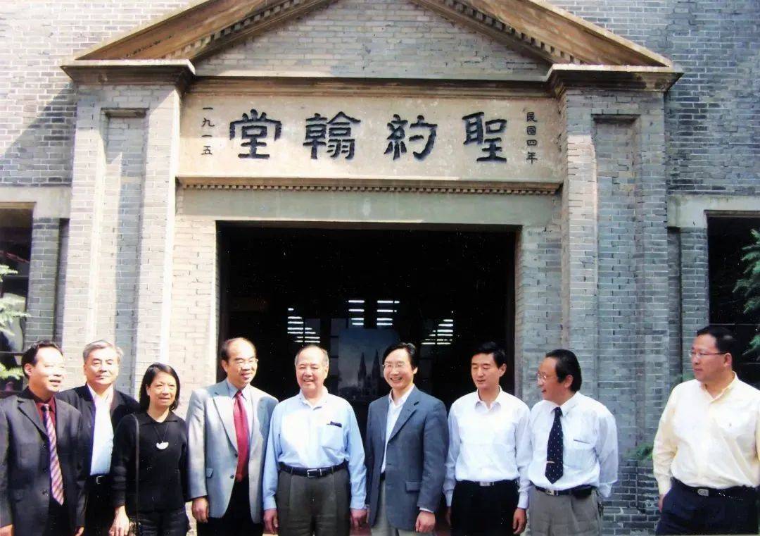 皇冠登一登二登三区别_李政道骨灰今天归葬苏州东山皇冠登一登二登三区别,与挚爱夫人永相伴!