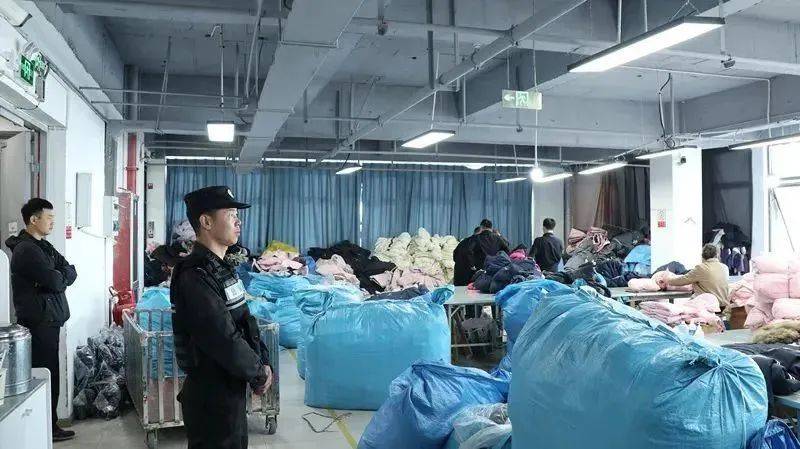 皇冠信用网会员申请_吊牌全造假!大量进入酒店、民宿!厂家自曝:成本不到40元皇冠信用网会员申请,俩月售出6万件
