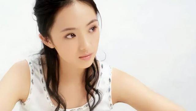 如何注册皇冠足球代理_“戏里”是父女如何注册皇冠足球代理,“戏外”是夫妻,他们关系公开时,孩子都8岁了