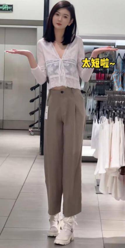 皇冠信用盘如何申请_女孩身高2米26貌美如花皇冠信用盘如何申请,妈妈天天发愁:白长这么漂亮,没人敢追
