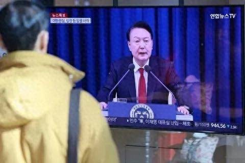 皇冠信用网押金多少_韩国政变“惊天大瓜”!尹锡悦挑衅金正恩皇冠信用网押金多少,想假扮朝军潜入首尔?