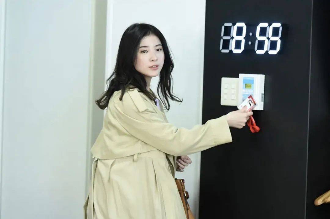 皇冠信用网需要押金吗_花钱买觉睡皇冠信用网需要押金吗,商场洗头店成打工人的“钟点房”