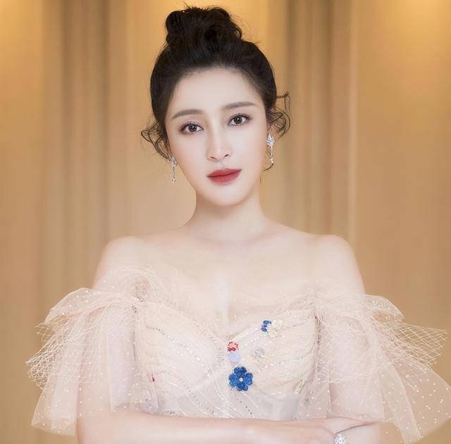 皇冠代理联系方式_倒霉的演员甘婷婷:演了个潘金莲皇冠代理联系方式,居然把自己的下半辈子搭进去了
