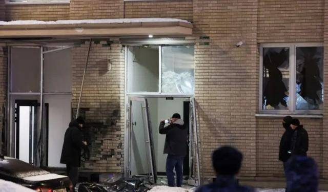 怎么申请皇冠信用網_莫斯科也不安全怎么申请皇冠信用網,俄军中将刚被乌克兰“通缉”,立刻在街头被炸死