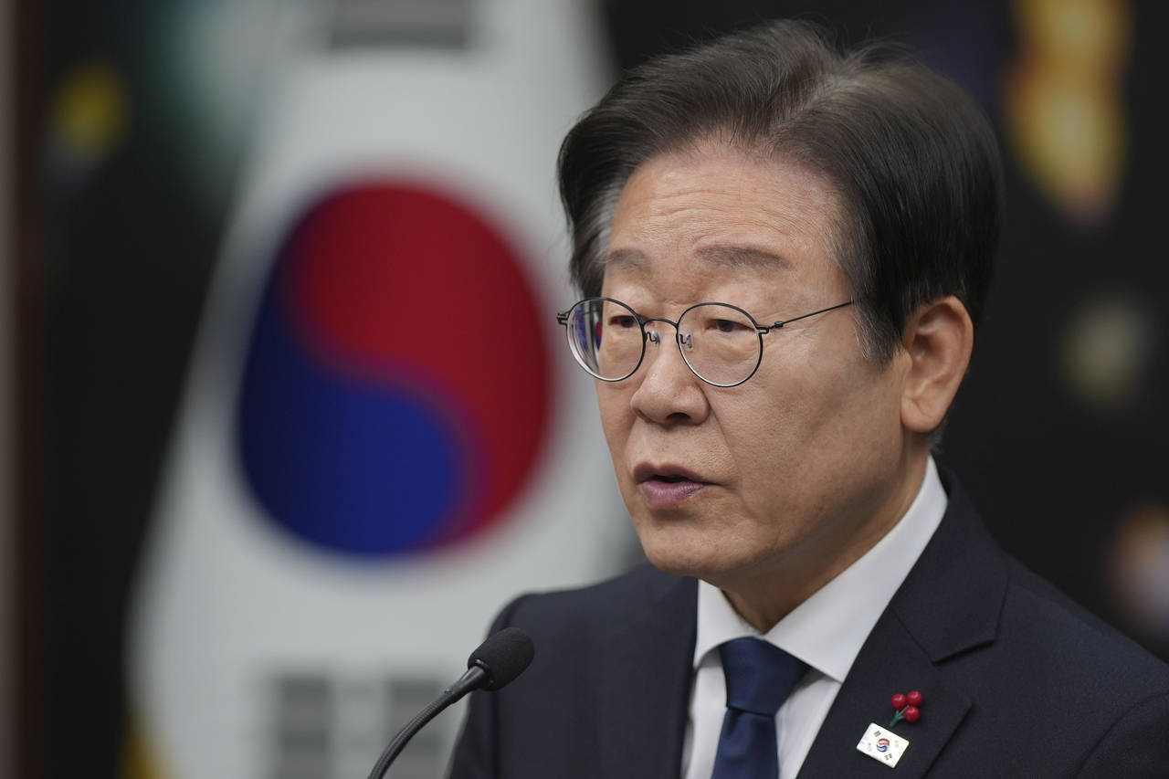 皇冠信用网会员账号_弹劾尹锡悦卡在流程上了皇冠信用网会员账号!为啥6个法官就不行?