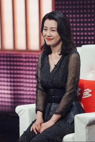 皇冠信用网会员注册_她本是阔太太皇冠信用网会员注册,被导演喊来临时救场,却意外走红,50岁片约不断