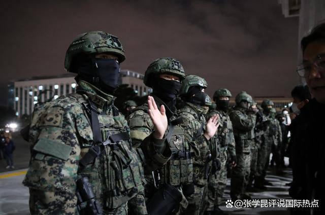 正版皇冠信用网代理_最新证据被查出正版皇冠信用网代理,尹锡悦试图血染首尔,内乱的韩国,先低估了朝军