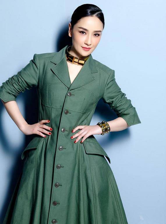 皇冠信用网网址_演员孙宁皇冠信用网网址,与王学兵离婚10年后,前夫家庭美满,她却至今婚姻成谜
