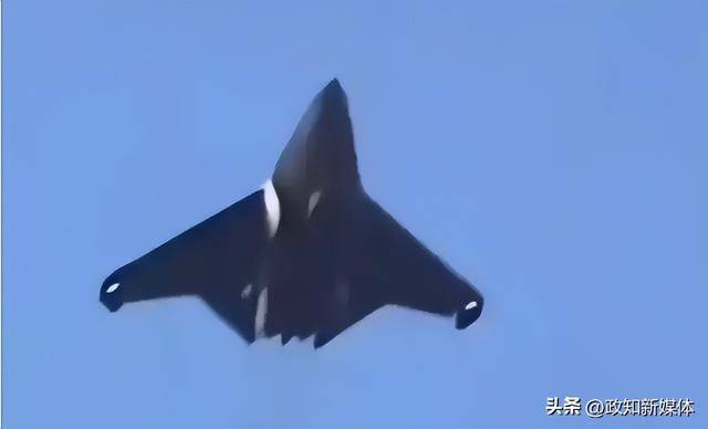 ag.hg0088皇冠_东部战区元旦发布重磅视频:银杏叶、飞鸟图出镜