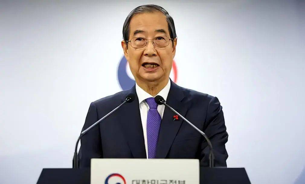 皇冠信用网开户_最后时刻皇冠信用网开户,中方接到电话,尹锡悦官宅被警车包围,在野党对华表态
