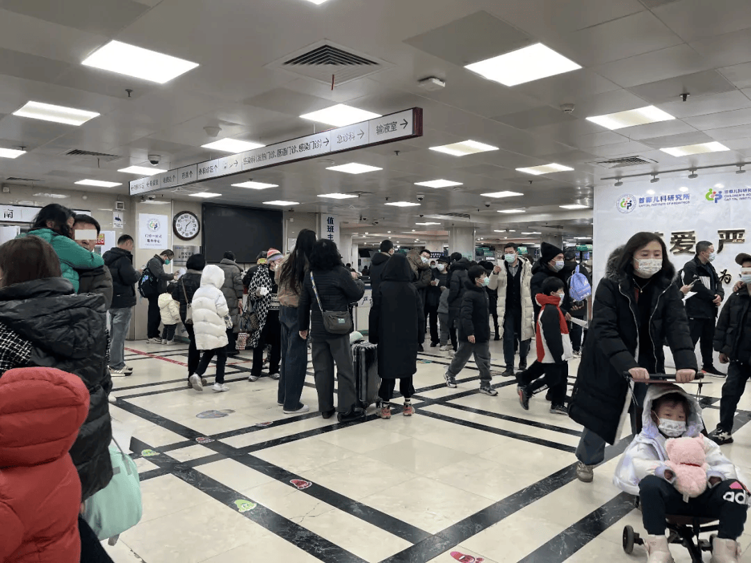皇冠mos033开户_医院被挤爆皇冠mos033开户!江苏病例数或持续上升!这轮流感何时结束?