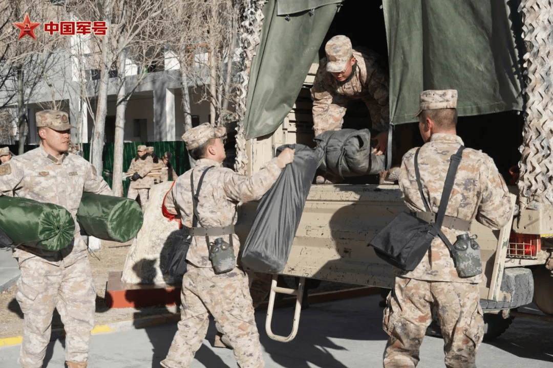 新2线路_别怕新2线路,运-20来了!子弟兵来了!