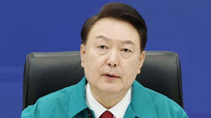 皇冠信用网股东_韩国政坛轰动!尹锡悦拒逮捕皇冠信用网股东,军方站台,公调处能否一网打尽?