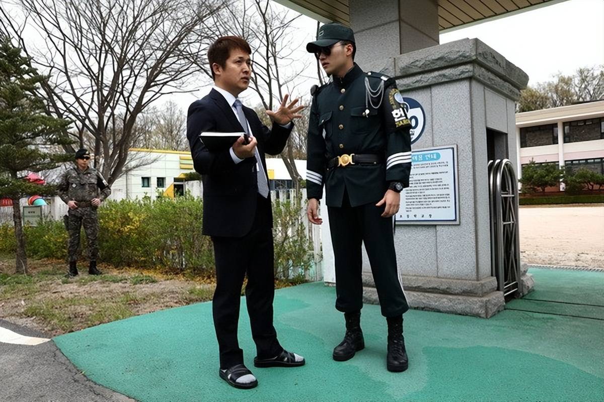 皇冠信用网股东_韩国政坛轰动!尹锡悦拒逮捕皇冠信用网股东,军方站台,公调处能否一网打尽?