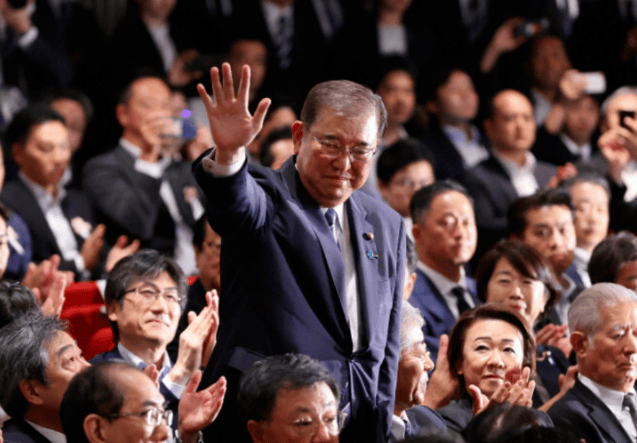 皇冠足球平台_石破茂连夜宣布重大决定皇冠足球平台,美国收到危险信号!中方表态意味深长
