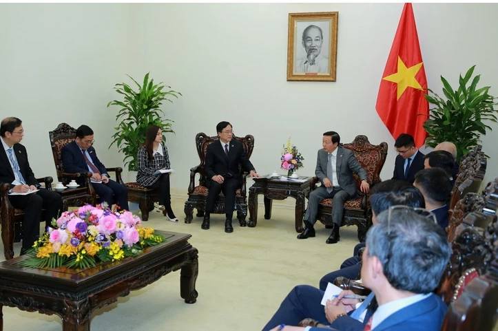 皇冠welcome_越南副总理:考虑消除中国商飞飞机在越南运营的障碍