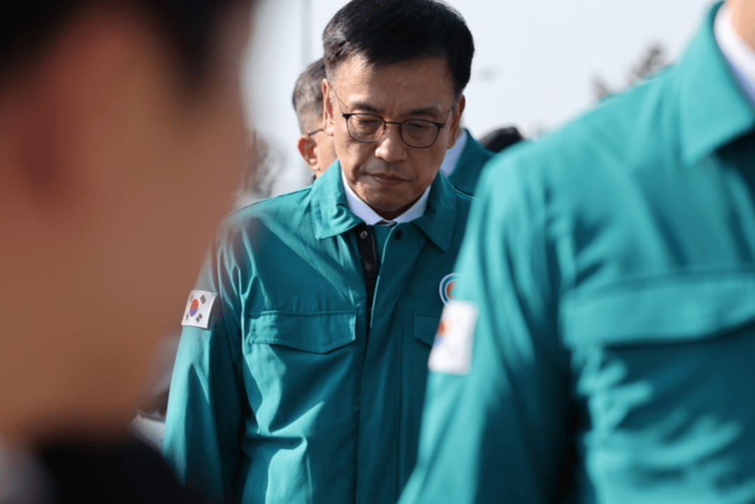 皇冠代理开户_韩国“代总统的代总统”崔相穆:走在政治钢索上的人|封面头条