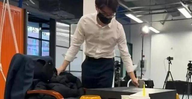 皇冠信用网账号_“柯洁退赛”吵上热搜皇冠信用网账号!韩国为何规定将“死子”放入棋盒盖?