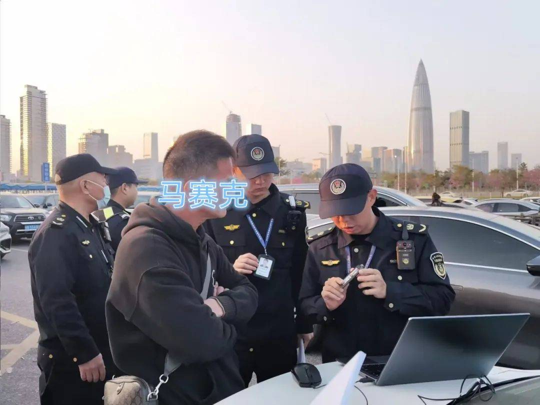 足球阿根廷-摩洛哥_车上5名“亲戚”足球阿根廷-摩洛哥,全都叫不出名字!深圳一小车被拦停后……