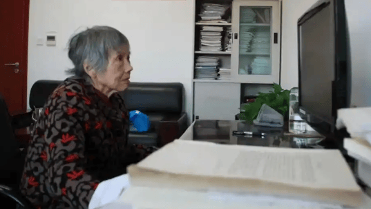 皇冠信用网平台代理_美国低估中国人决心!84岁老人打破芯片垄断皇冠信用网平台代理,为国家节省巨额资金
