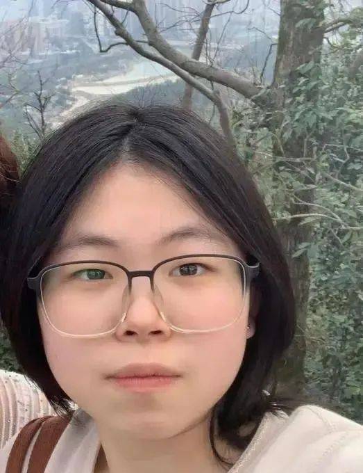 皇冠信用網代理申请
_湖北大学19岁女生失联数日皇冠信用網代理申请
,警方称已找到手机均关机,家人:在湖边发现女生衣物