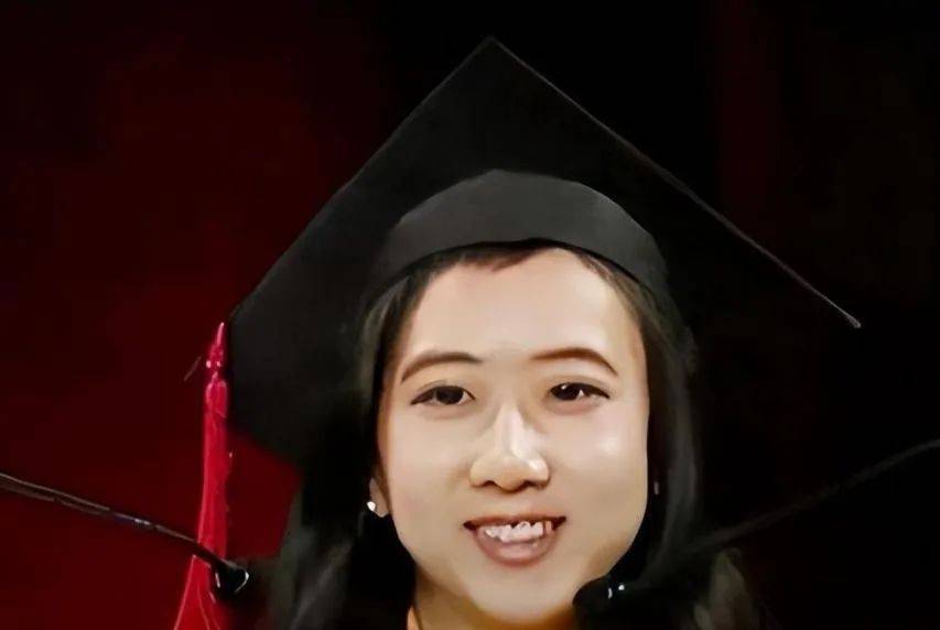 皇冠信用平台出租出售
_夸美国空气香甜的杨舒平皇冠信用平台出租出售
,已被美国驱逐出境,回国后下场怎么样了?