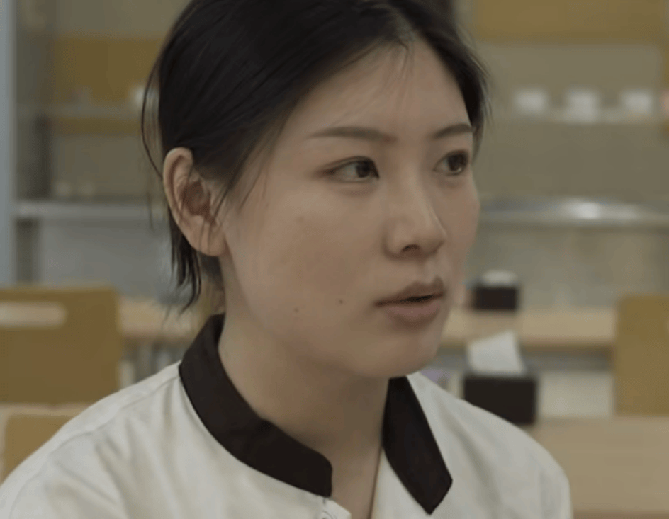 皇冠信用最新地址
_26岁北大研究生当食堂阿姨:比互联网大厂更快乐皇冠信用最新地址
,想做食堂经理
