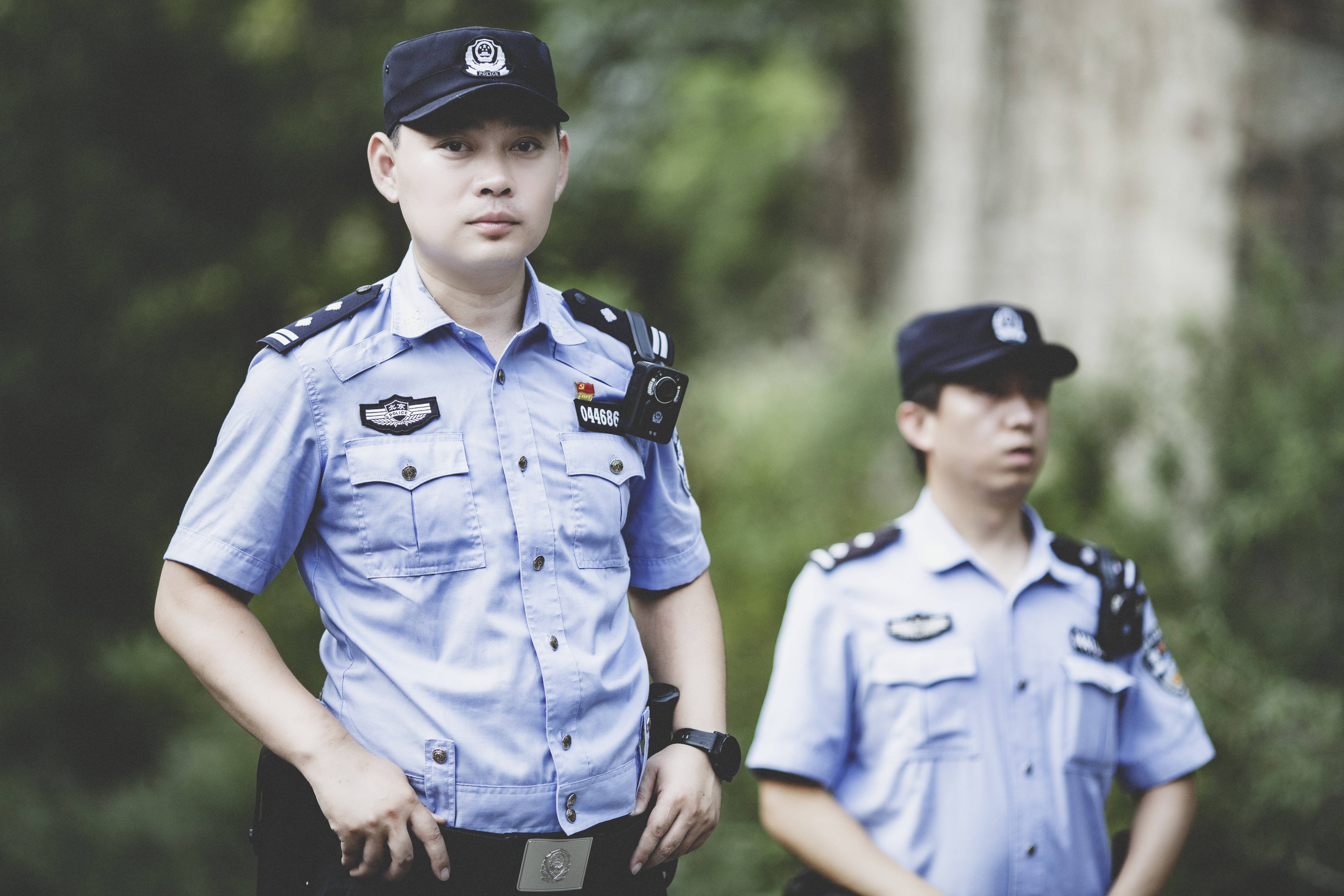 皇冠皇冠信用网代理
_森林警察韩孟祺:乔装成驴友潜伏密林中皇冠皇冠信用网代理
,抓获“粘鸟”嫌疑人