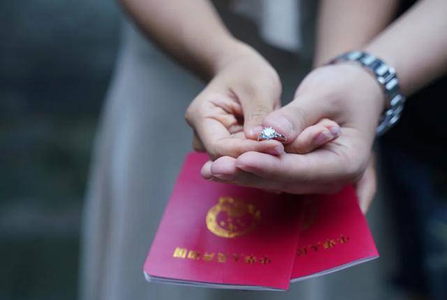 皇冠体育App下载
_“初婚最高奖励4万元”!多地宣布发钱奖励结婚皇冠体育App下载
,有可能追回?