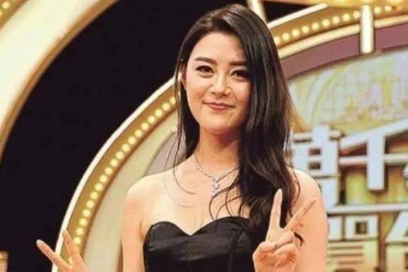 足球比赛外围买球网站
_37岁知名女星为求生当服务员、摆地摊足球比赛外围买球网站
,称自己只是一个赡养父母、交房租的普通人